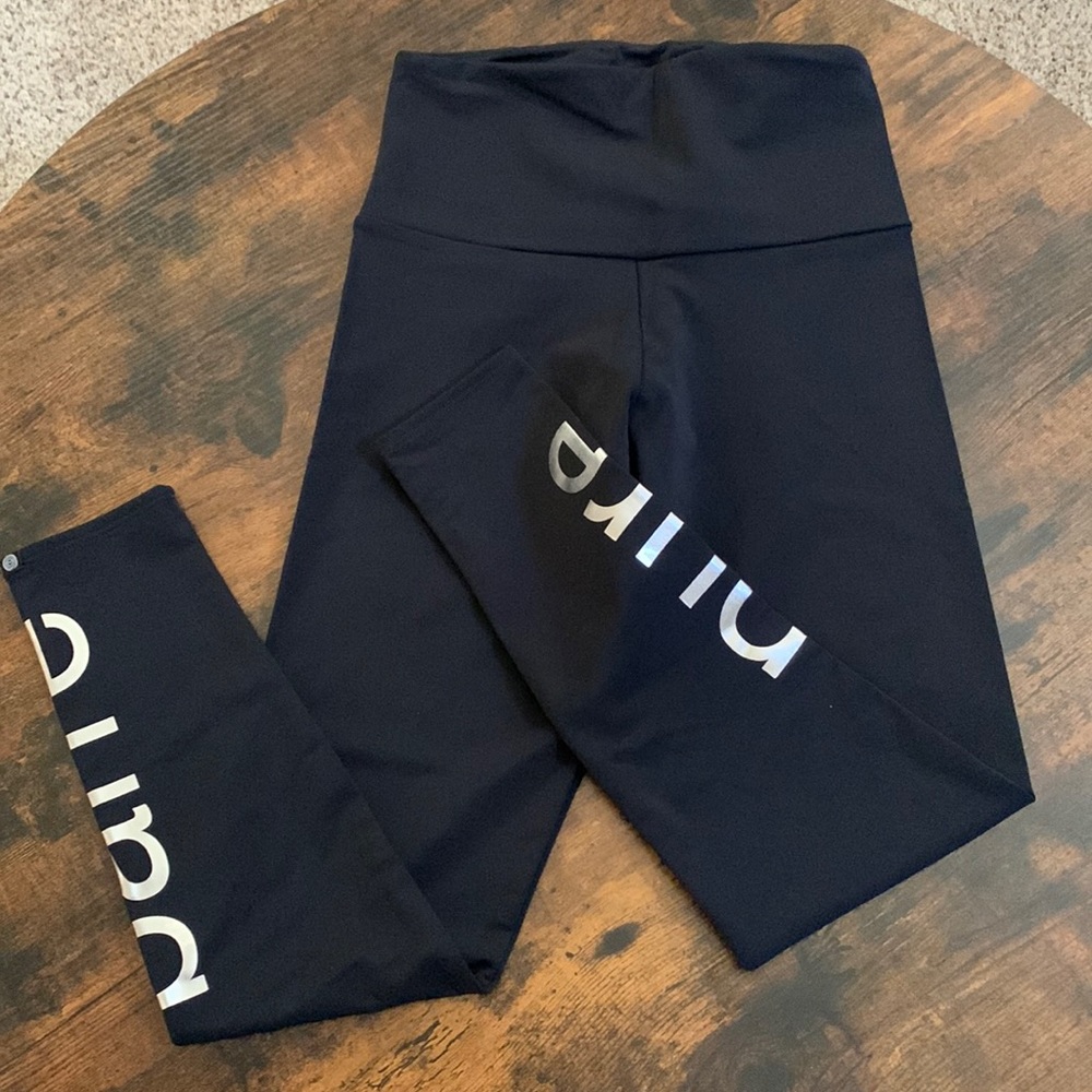 ONZIE for Pure Barre black leggings size S/M